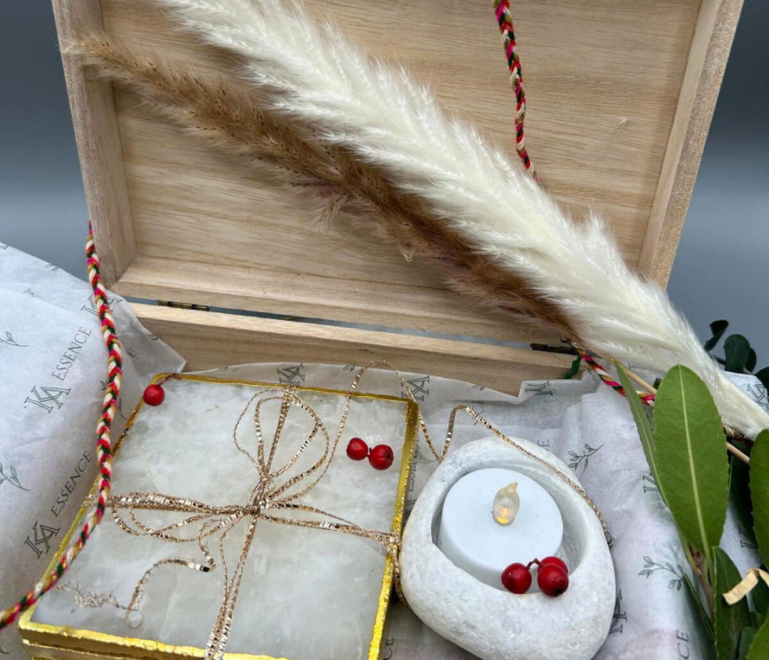 Luxe Coaster Pebble Duo (Semi-Precious Stone Coaster (2) and Pebble T-Light)