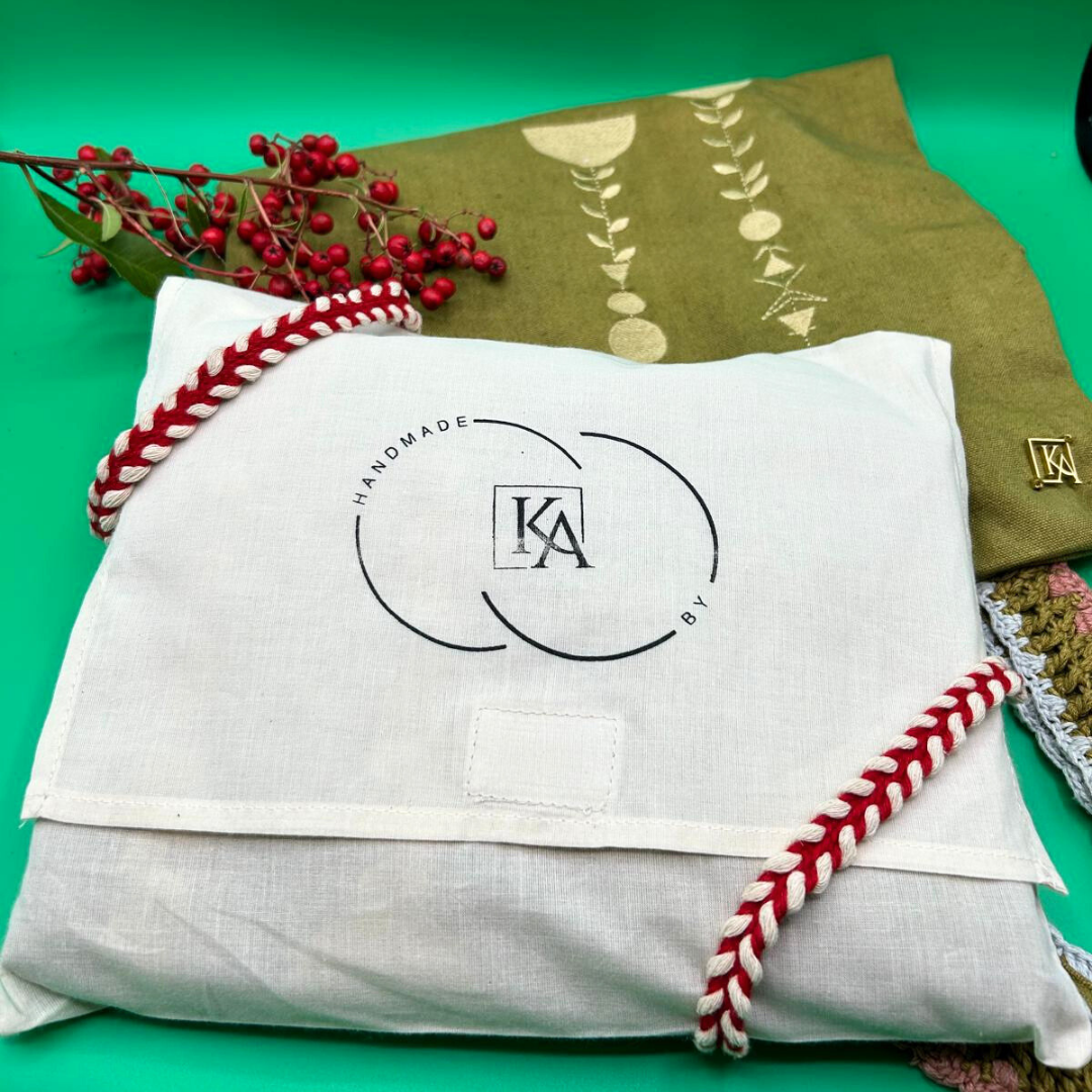 Viani Essentials Trio (Zodiac Elemental Totes with Bookmark and Keychain)